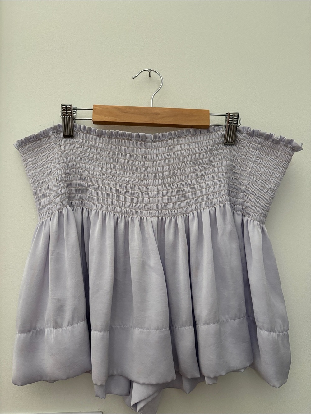 Koch Erica Shorts in Lavender/Grey/Silver Pull On Smocked Waist Size XL *Flaw*